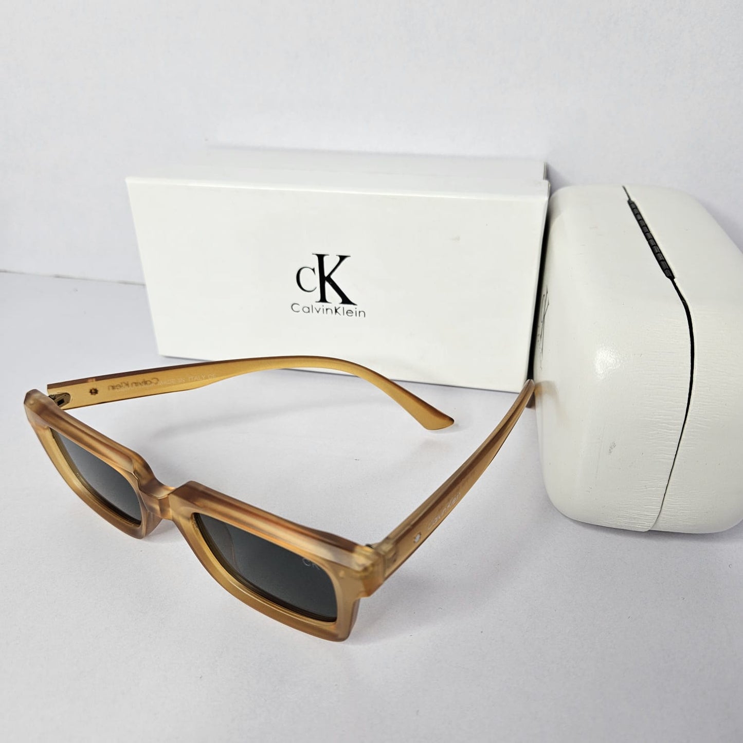 CALVIN KLEIN Amber Honey Luxe Retro Square Sunglasses