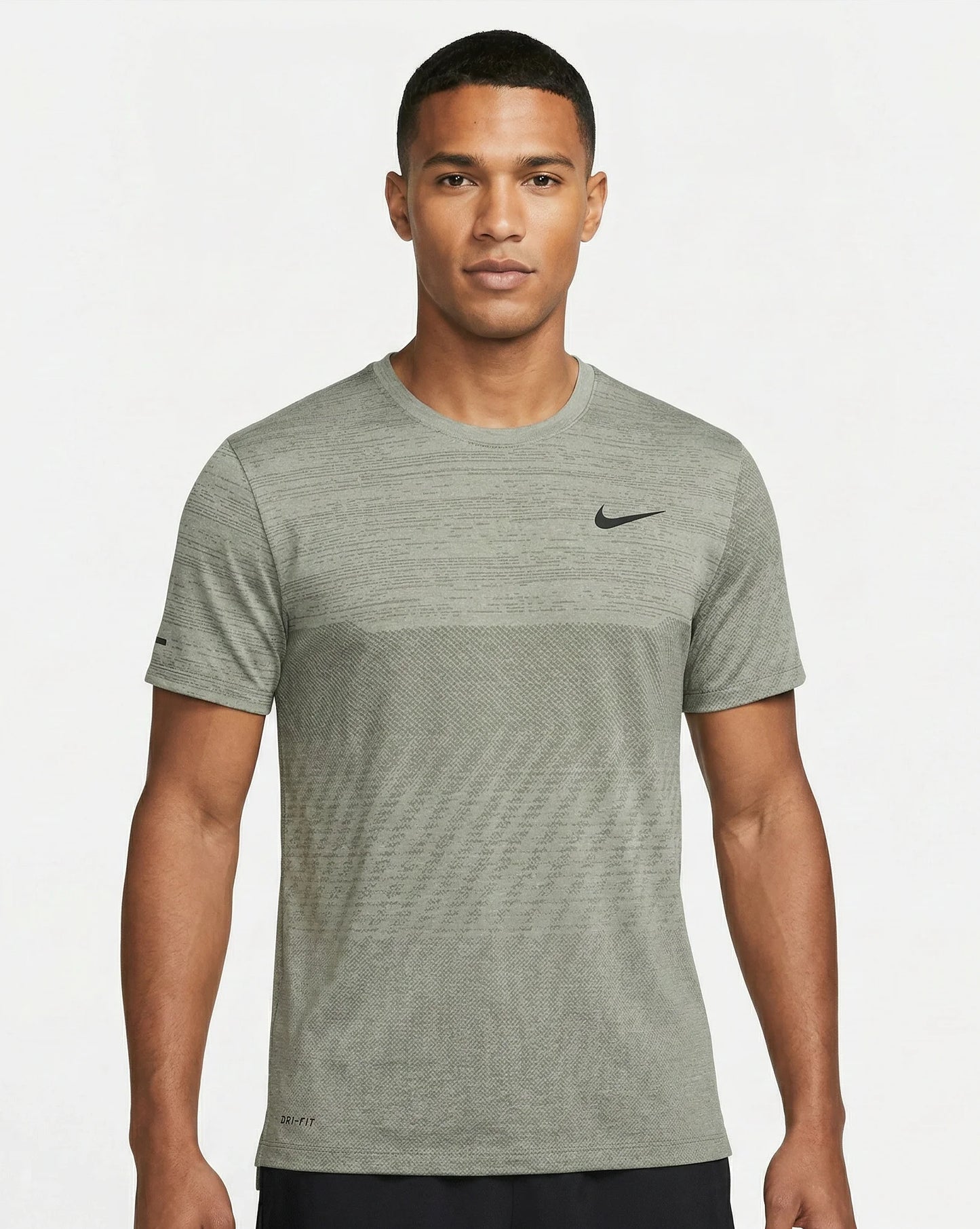 NIKE Lush Fern Slim Fit Short Sleeve Dri-FIT Training T-Shirt