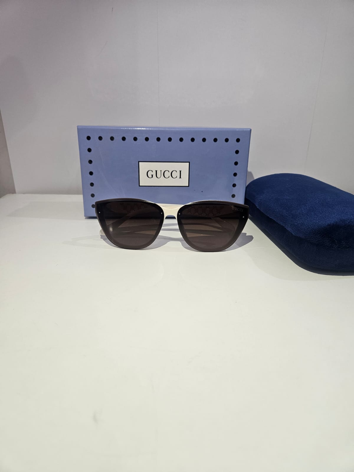 GUCCI Cat-Eye Sunglasses with Case