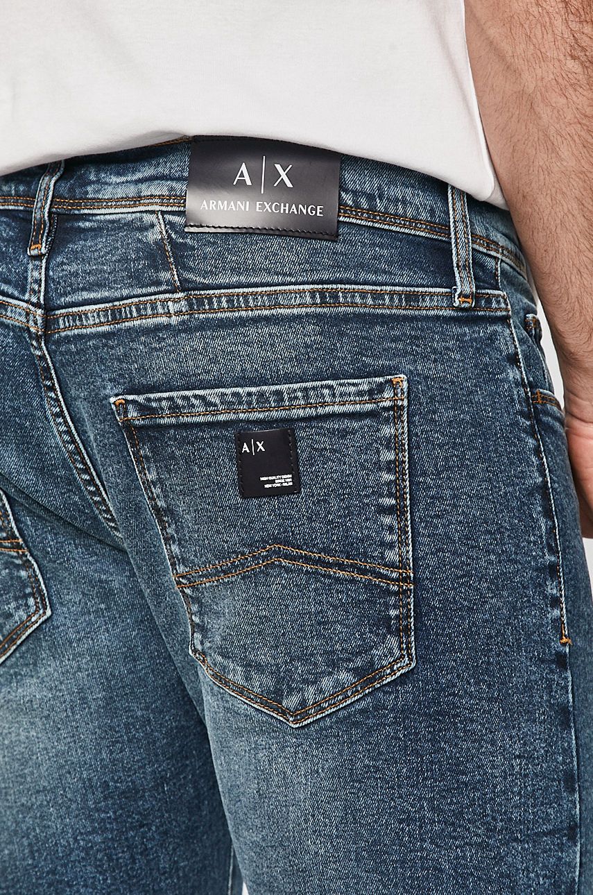 Jeans & Trousers