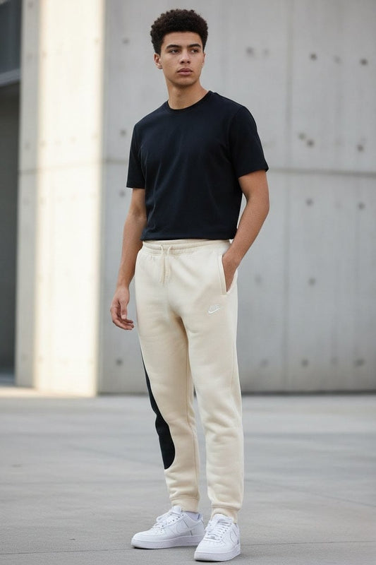 Nike Essential Fleece Joggers with Contrast Panel