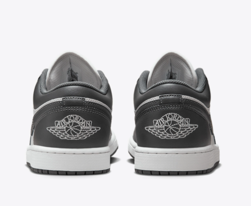 NIKE Lunar Ash Retro Low Top Sneakers