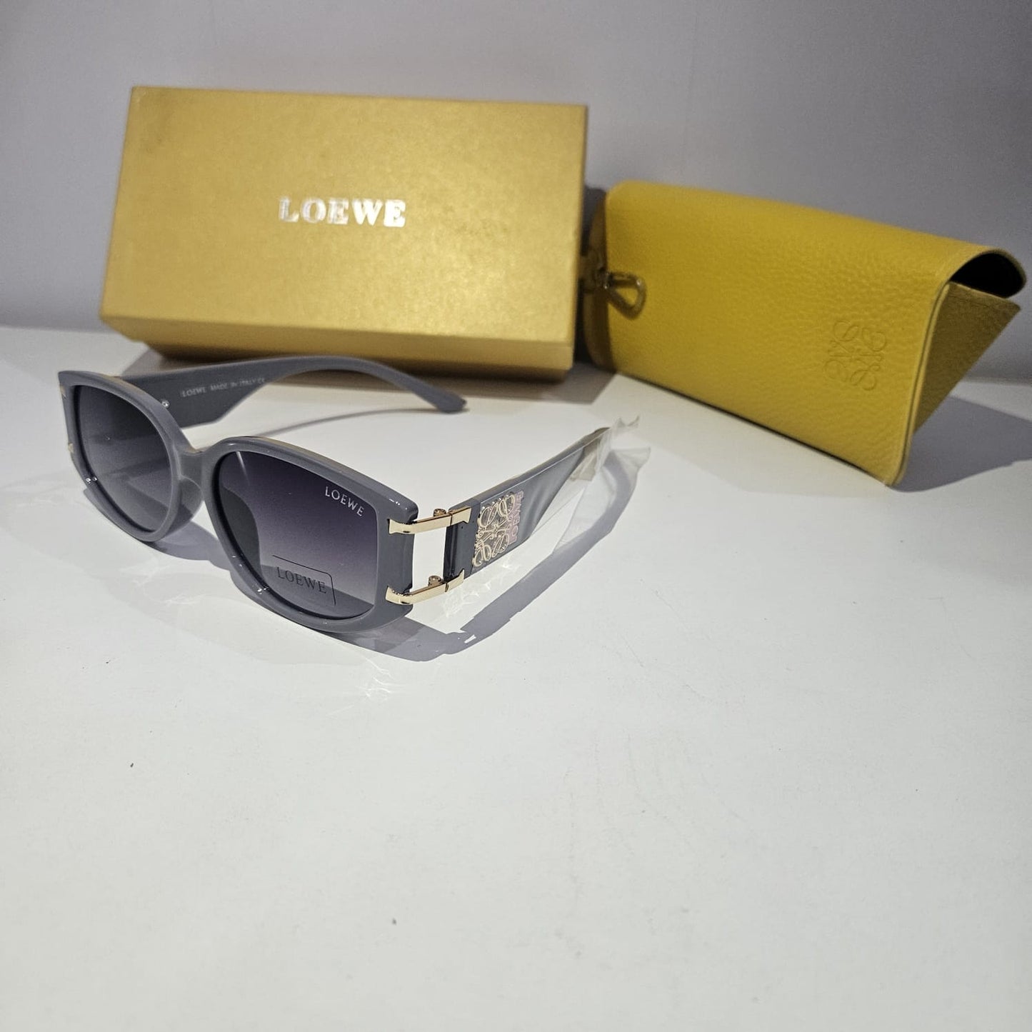 LOEWE Luxe Oversized Sunglasses with Signature Logo