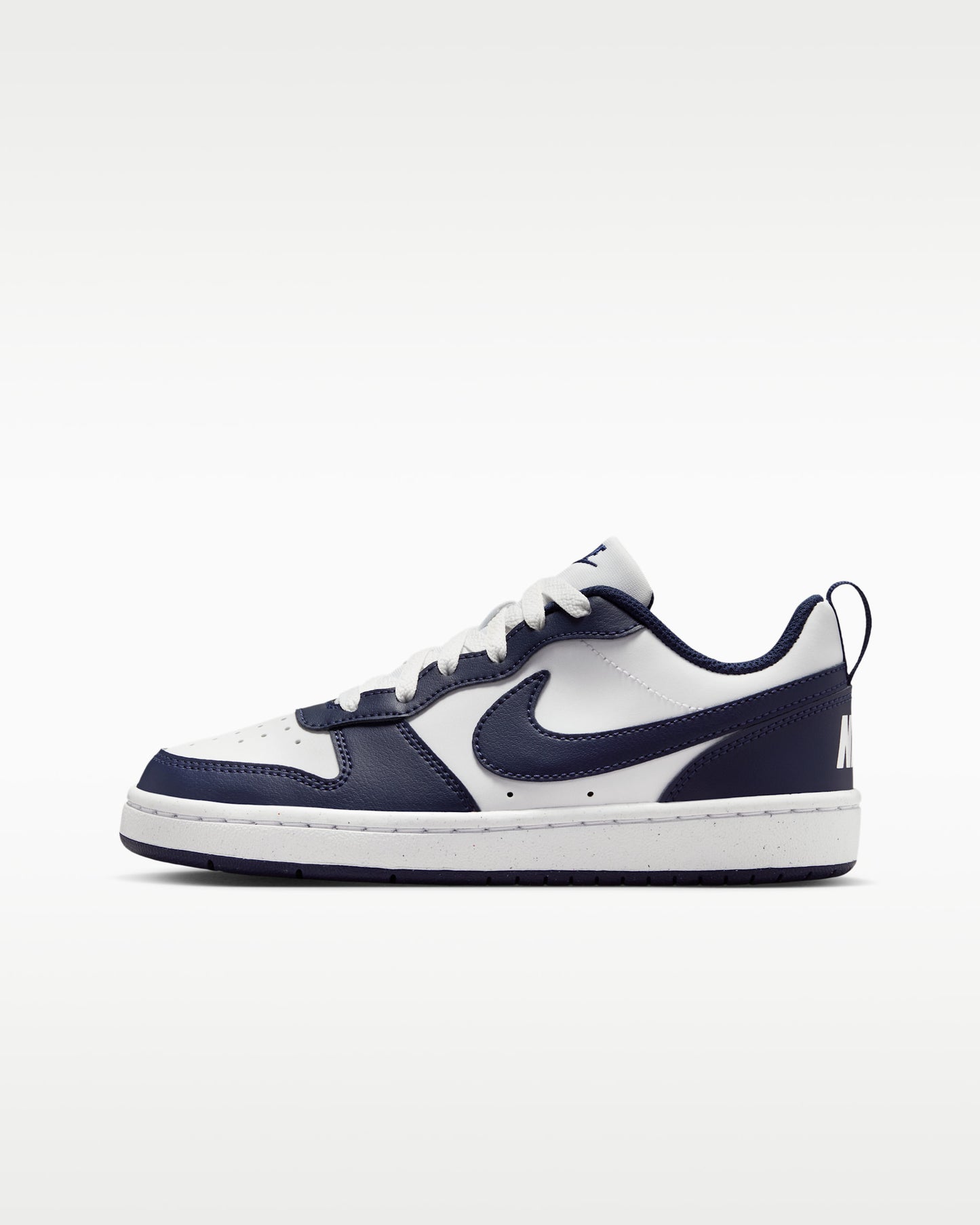 NIKE Oceanic Twilight Classic Low-Top Court Sneakers