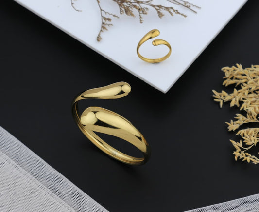 ElegantGold Fluid Wave Ring and Mini Ring Set
