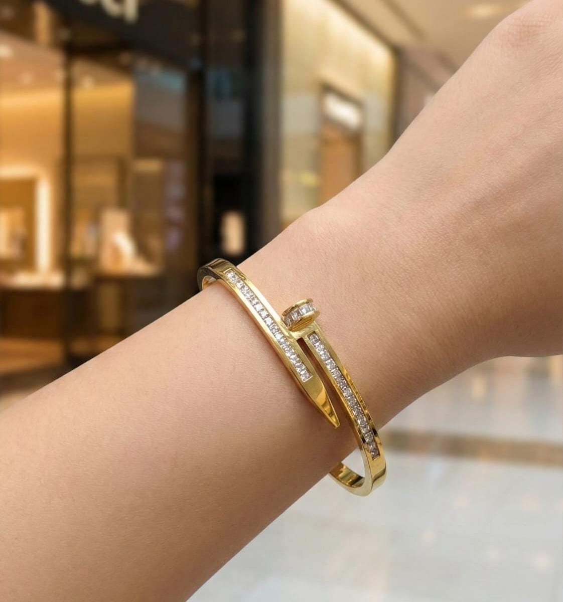 Elegant Luxe Radiant Gold Cuff Bracelet with Crystal Accents