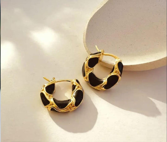 Elegant Essence Black and Gold Sculptural Hoop Earrings
