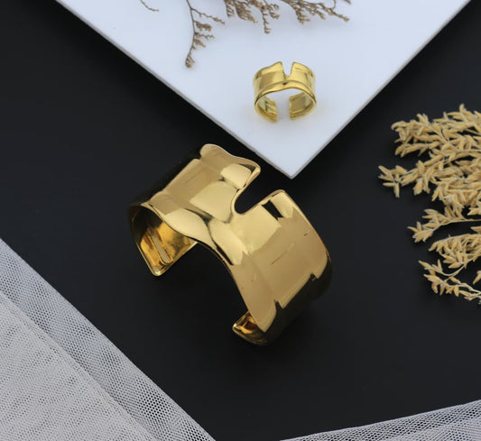 Elegant Aura Gold Statement Cuff Bracelet and Ring Set