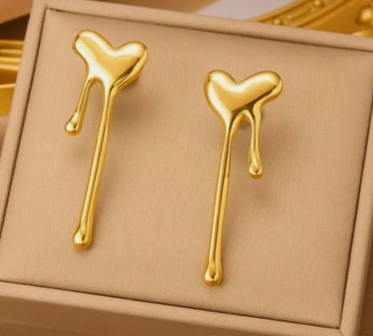 Elegant Touch Dripping Heart Gold Earrings