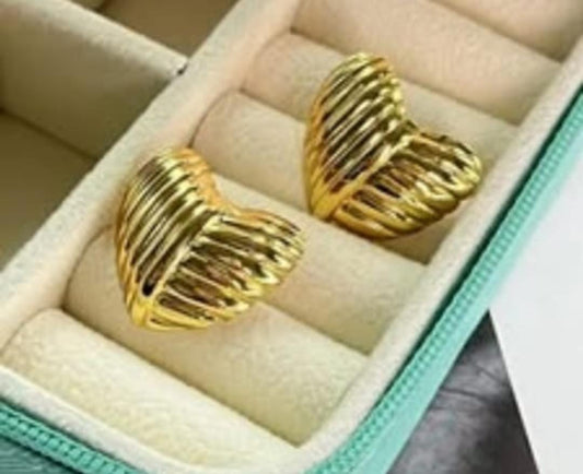 Elegant Essentials Heart Shaped Gold Wire Earrings