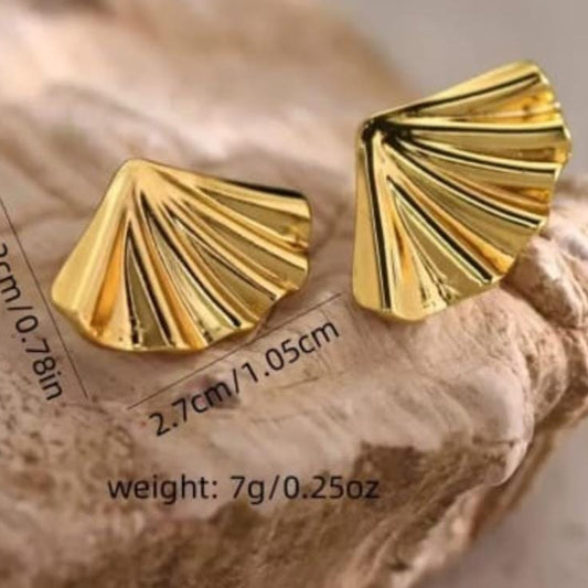 BD Accents Golden Fan-Shaped Earrings