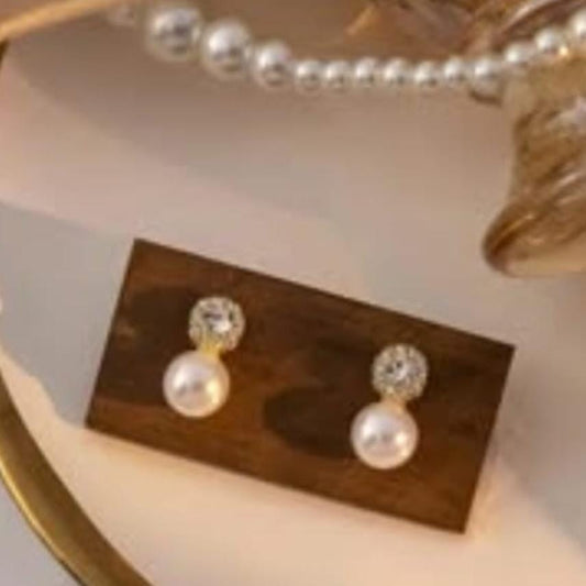 BD Essentials Pearl & Crystal Drop Earrings