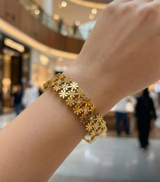 Floral Elegance Golden Blossom Bracelet