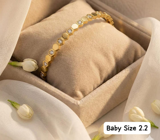 Elegant Jewels Hexagon Gold Bracelet - Baby Size 2.2