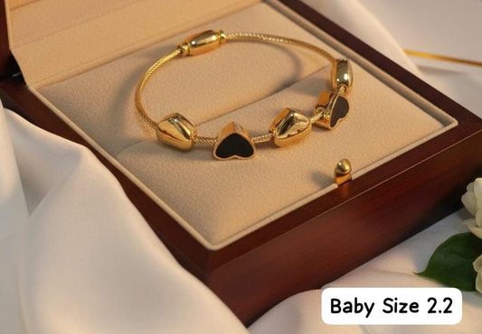 Elegant Charm Heart-Shaped Gold Bracelet - Baby Size 2.2