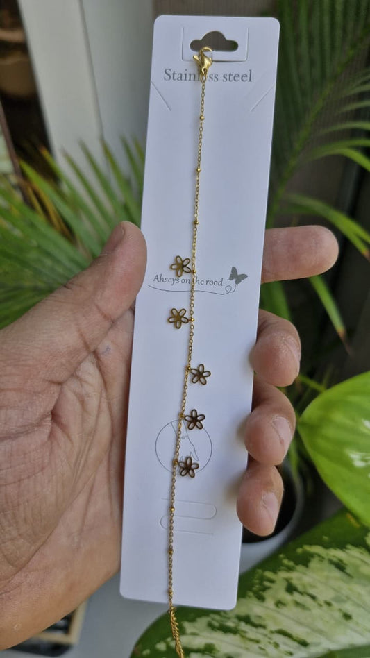 Aiseyo Stainless Steel Floral Chain Bracelet