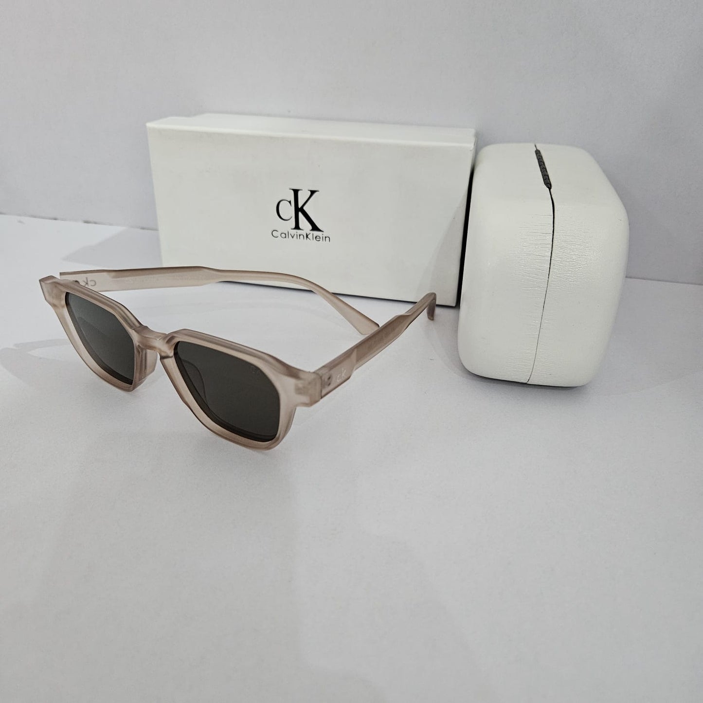 CALVIN KLEIN Ethereal Taupe Vintage-Inspired Sunglasses