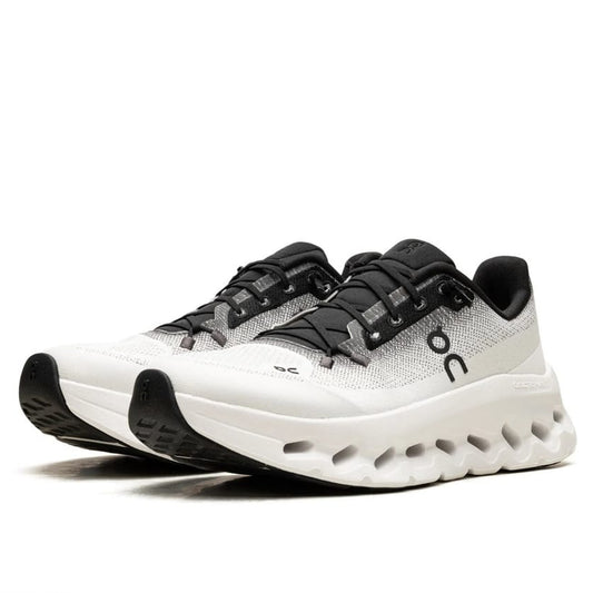 ON Celestial Pearl Classic Fit Performance Running Shoes