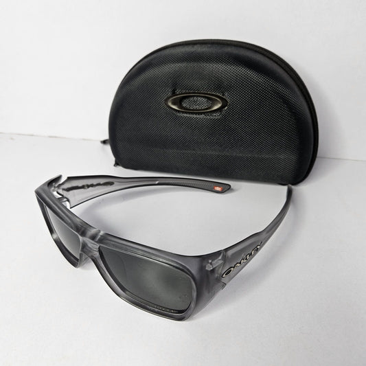 OAKLEY Celestial Ash Bold Shield Sunglasses with Luxe Case