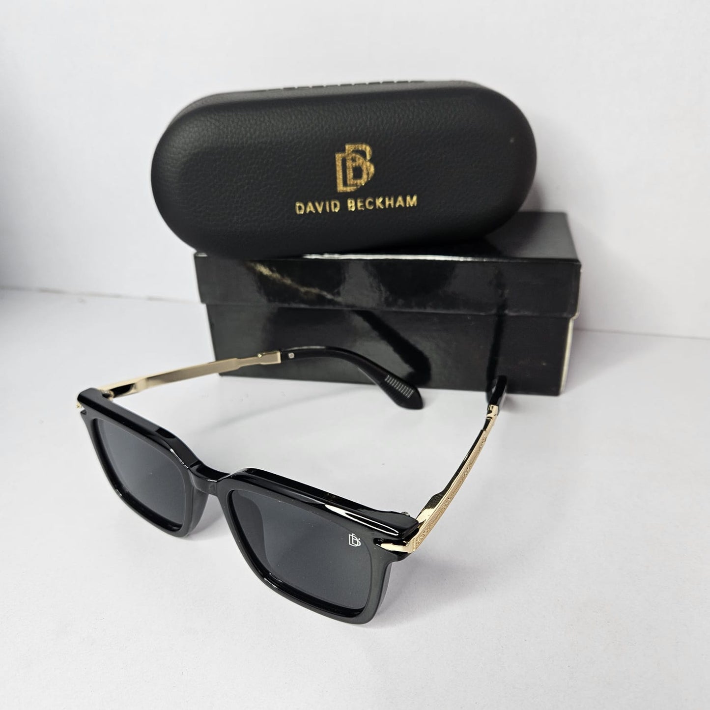 DAVID BECKHAM Obsidian Luxe Square Sunglasses with Gilded Details